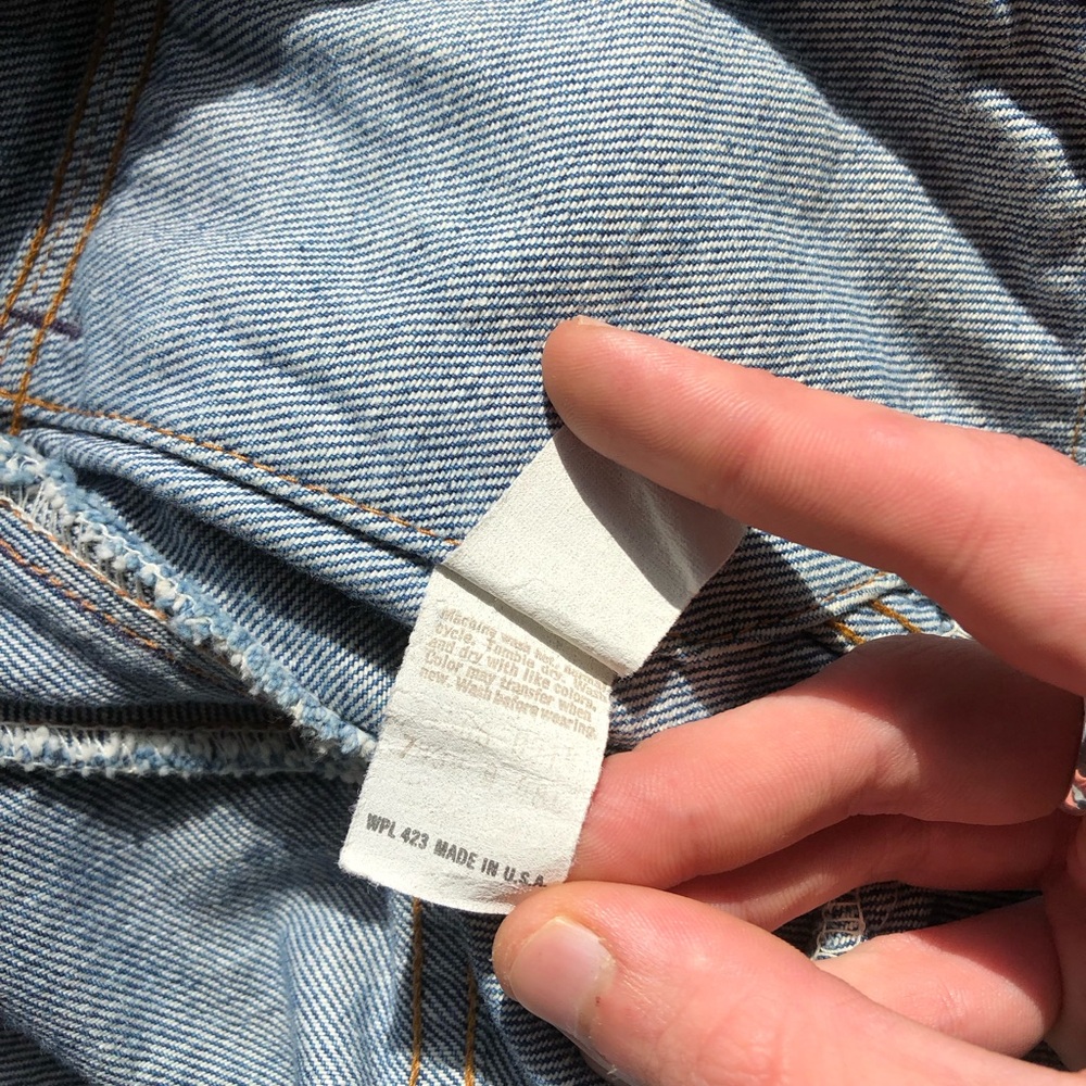 Vintage Levi Denim Jacket - Picture 5 of 9